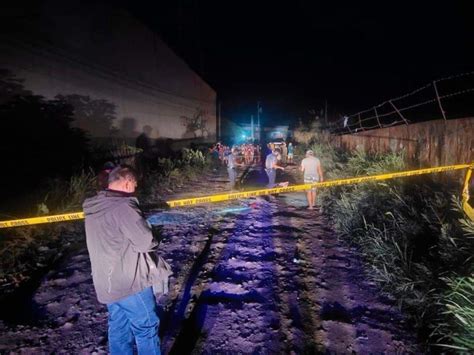boy cuadra|Bacolod’s top drug personalit­y shot dead .